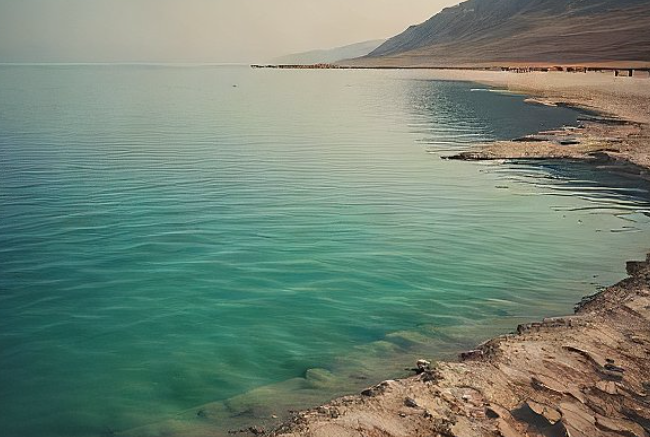 البحر الميت في المنام