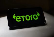 etoro